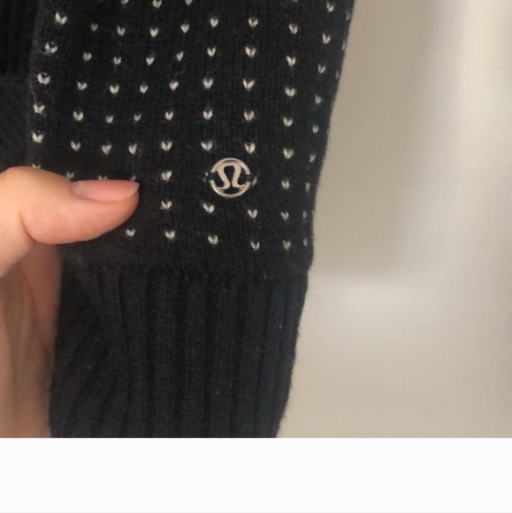 Lululemon Yogi Crew Merino Sweater - Picture 5 of 11